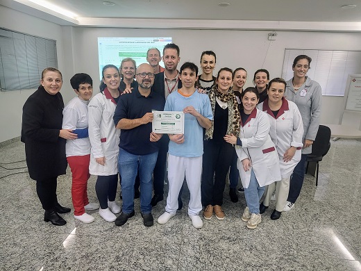 234-hospital-santa-terezinha-avanca-em-acoes-de-sustentabilidade-e-recebe-certificados-por-gestao-de-residuos-e-energia-limpa